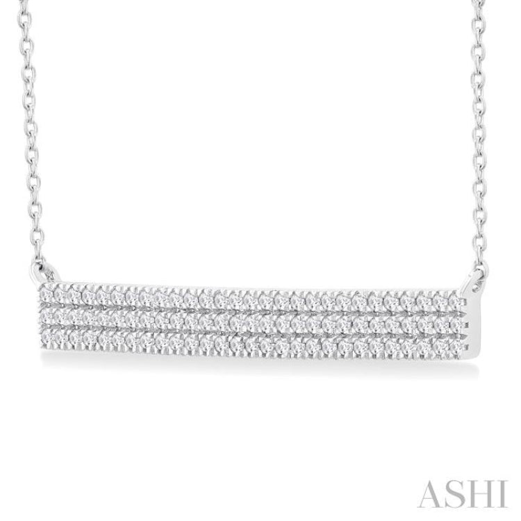 1/4 ctw Bar Triple Row Round Cut Diamond Necklace in 14K White Gold