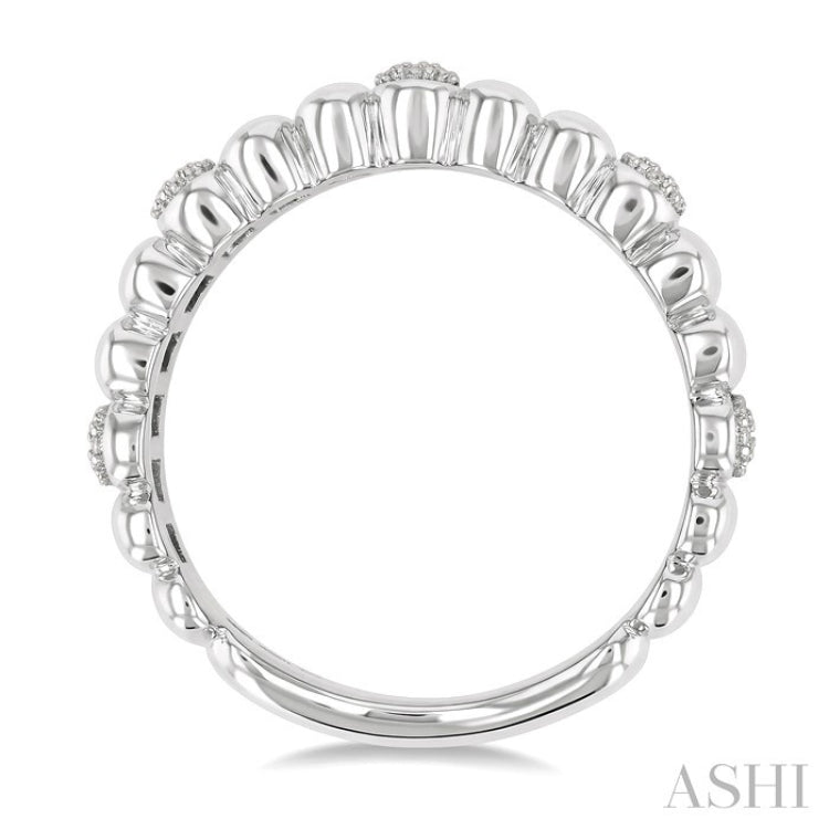 1/10 Ctw Wide Ribbed Plain Polished and Round Cut Diamond Pirouette Bold Fashion Band in Sterling Silver