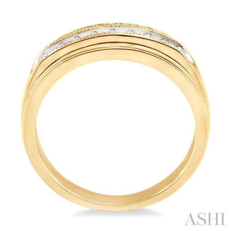 1/8 Ctw Round Cut Diamond Women's Ring in 10K Yellow Gold