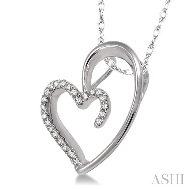 1/10 Ctw Round Cut Diamond Heart Shape Pendant in 14K White Gold with Chain