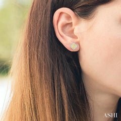 1/5 ctw Fluted Texture 4-Leaf Clover Round Cut Diamond Fashion Stud Earring in 10K Yellow and White Gold