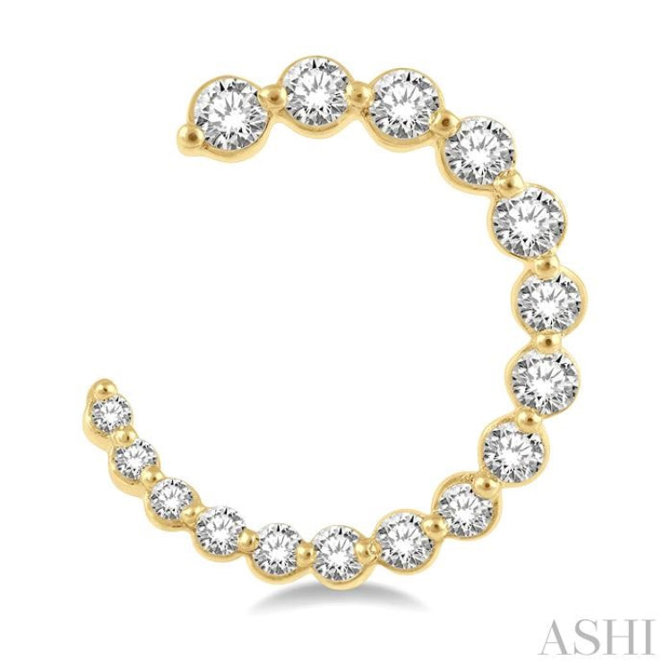 3/4 Ctw Graduated Round Cut Diamond Open Hoop Earring in 14K Yellow Gold