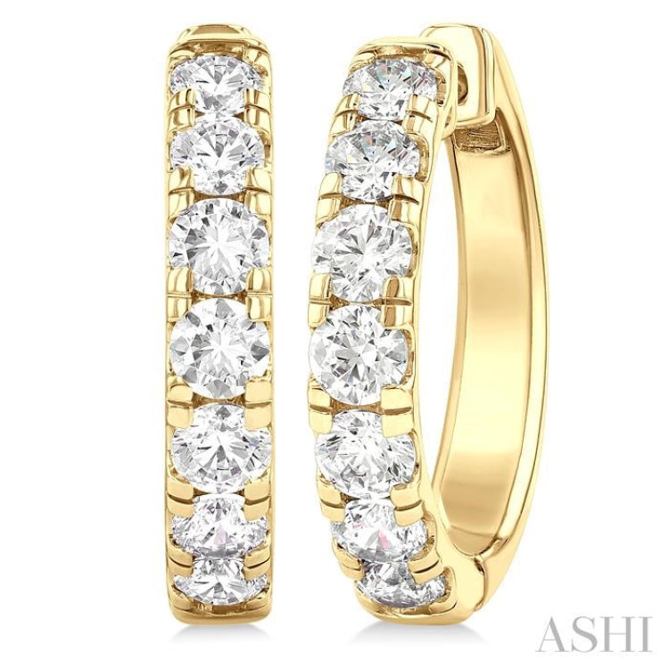 2 Ctw Round Cut Diamond Hoop Earrings in 14K Yellow Gold