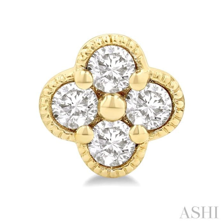 1/5 Ctw Clover Round Cut Diamond Fashion Earrings in 14K Yellow Gold