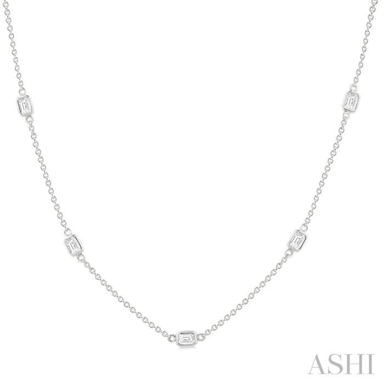 1 1/2 Ctw Emerald Cut Diamond Station Necklace in 14K White Gold