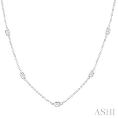 1 1/2 Ctw Emerald Cut Diamond Station Necklace in 14K White Gold